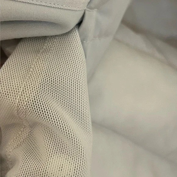 Lululemon Athletica Down For It All Light Gray Down Filled Puffer Vest - Picture 5 of 5